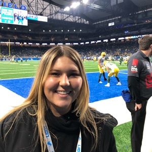 Meet your Posher, Madeline